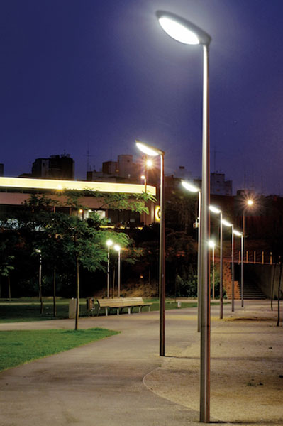 Tipos Postes Solares